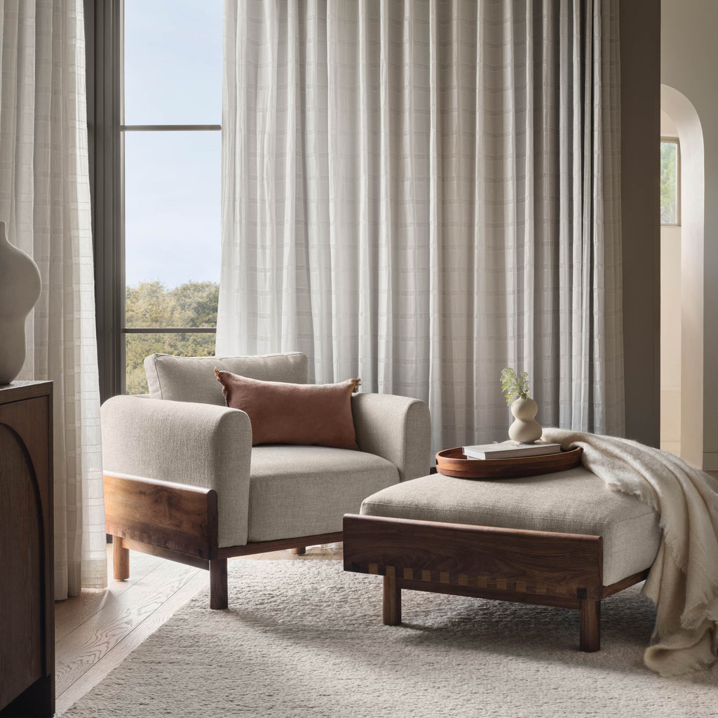 Naveta Velvet Small Lumbar Pillow