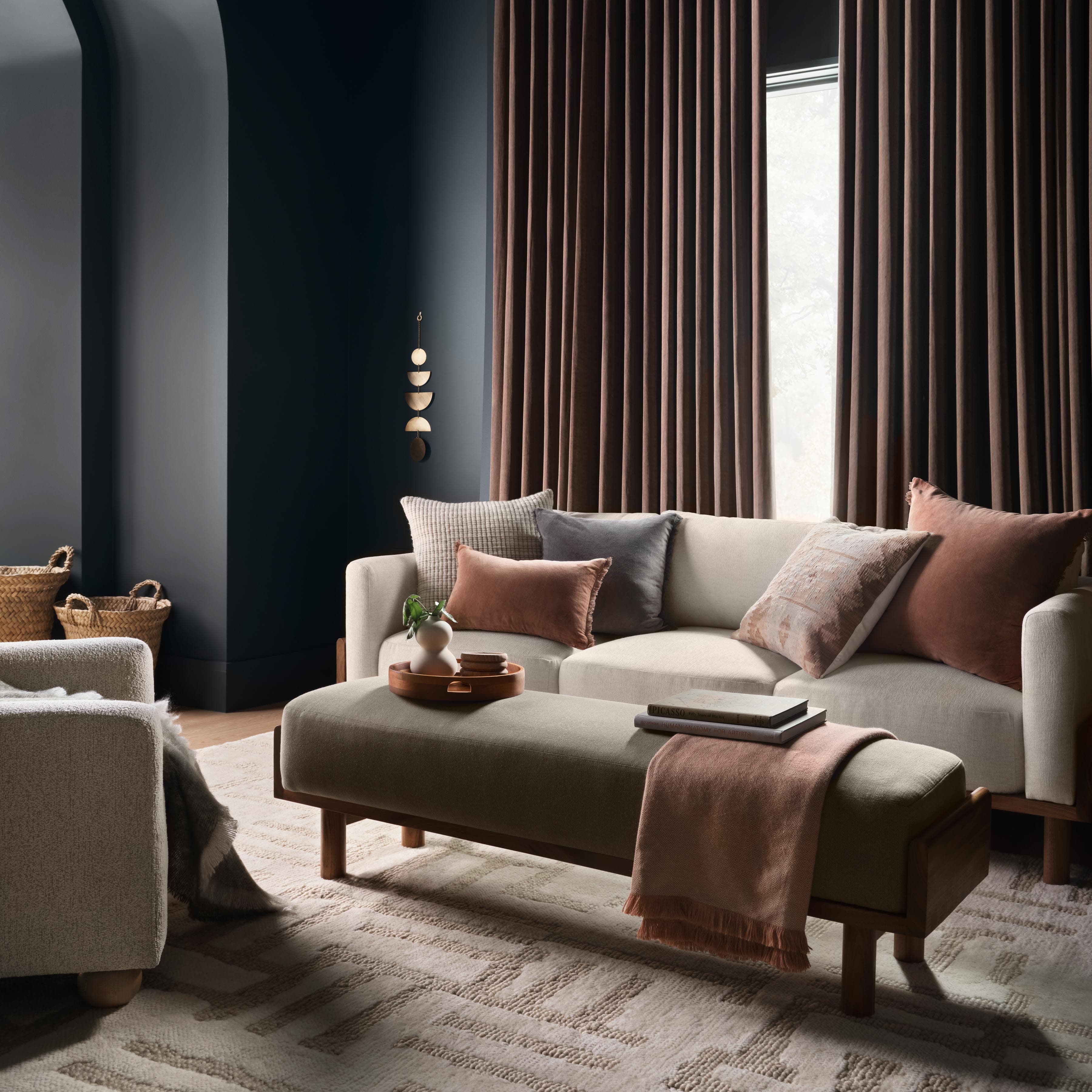 Naveta Velvet Small Lumbar Pillow